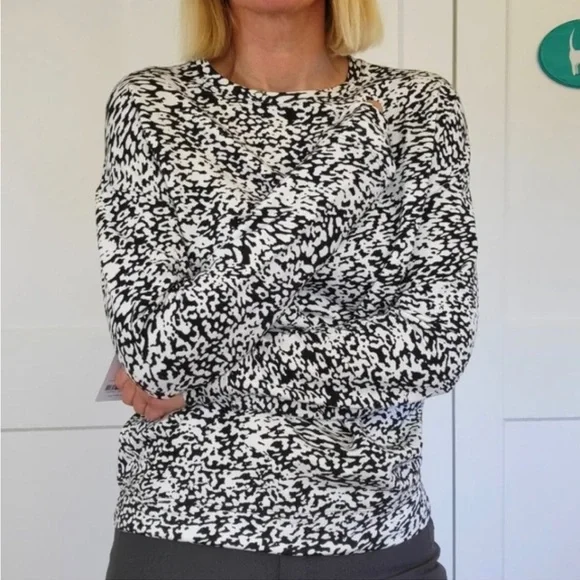 ATHLETA Balance Printed Pullover Ocelot Spot White, Sz XL - Picture 1 of 11